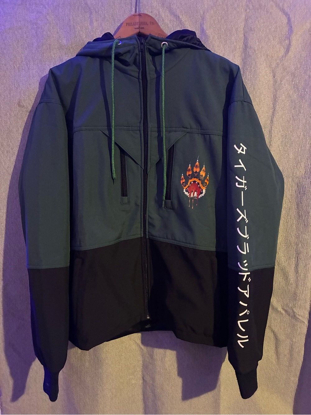 Men's tigers bloods apparel Two-Tone Blue & Black Hooded Zip Jacket size L